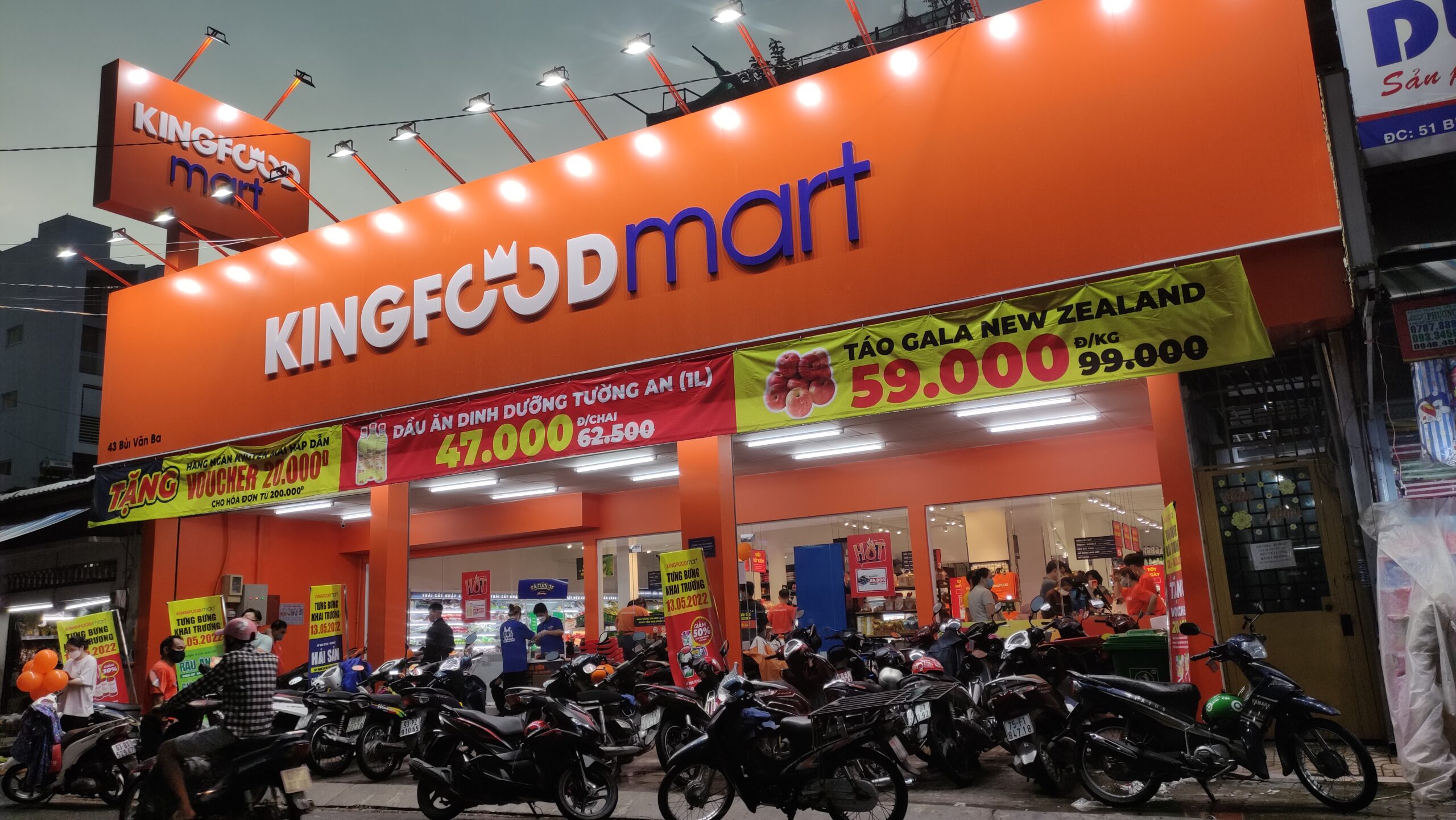 Kingfoodmart Bùi Văn Ba, Quận 7