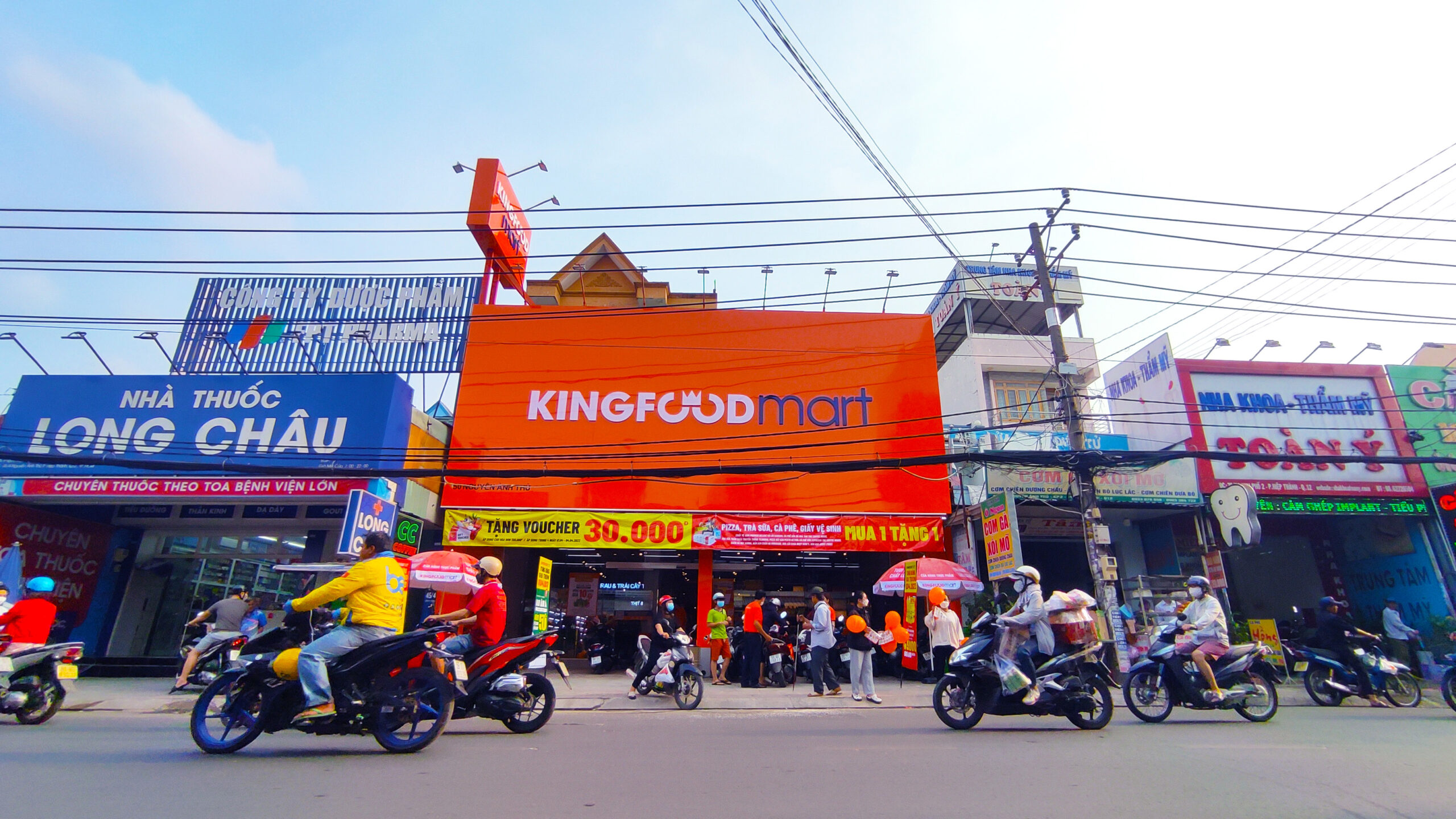 Kingfoodmart Nguyễn Ảnh Thủ, Q.12